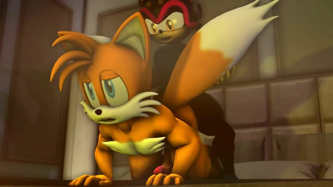 Tails naked