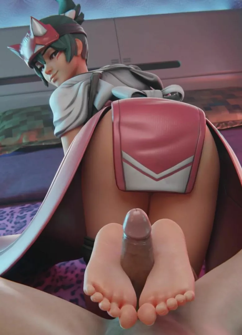 Kiriko Reverse Footjob