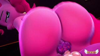 In the club with pinkie