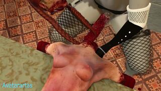 Lady Dimitrescu and Meg Thomas