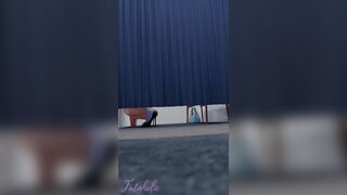 Widowmaker fucking Mercy's mouth in the fitting rooms (Naked)