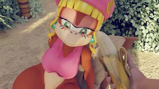 Dixie wants a banana