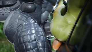 Scalie Gets Dominated By Giant Alligator