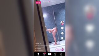 Stress relief for Mercy in the locker room